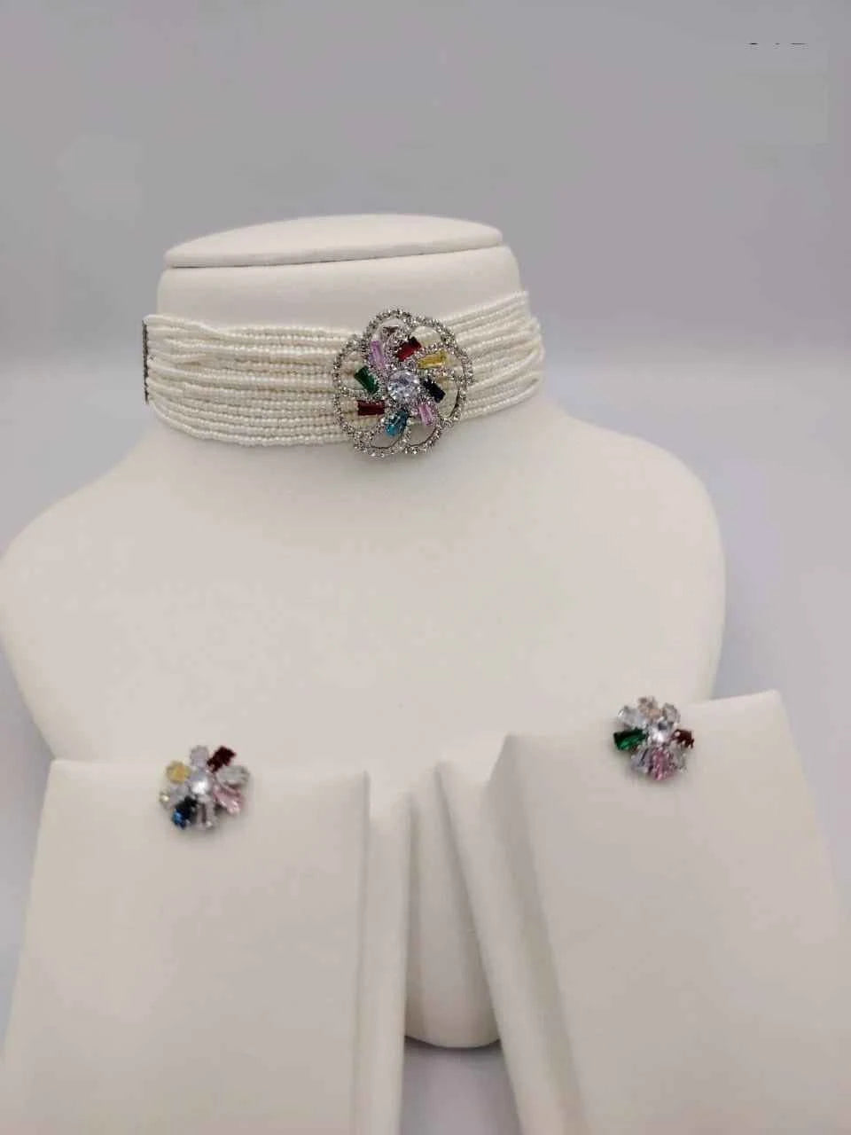 Pearl Choker Necklace Sets 1 - Describings
