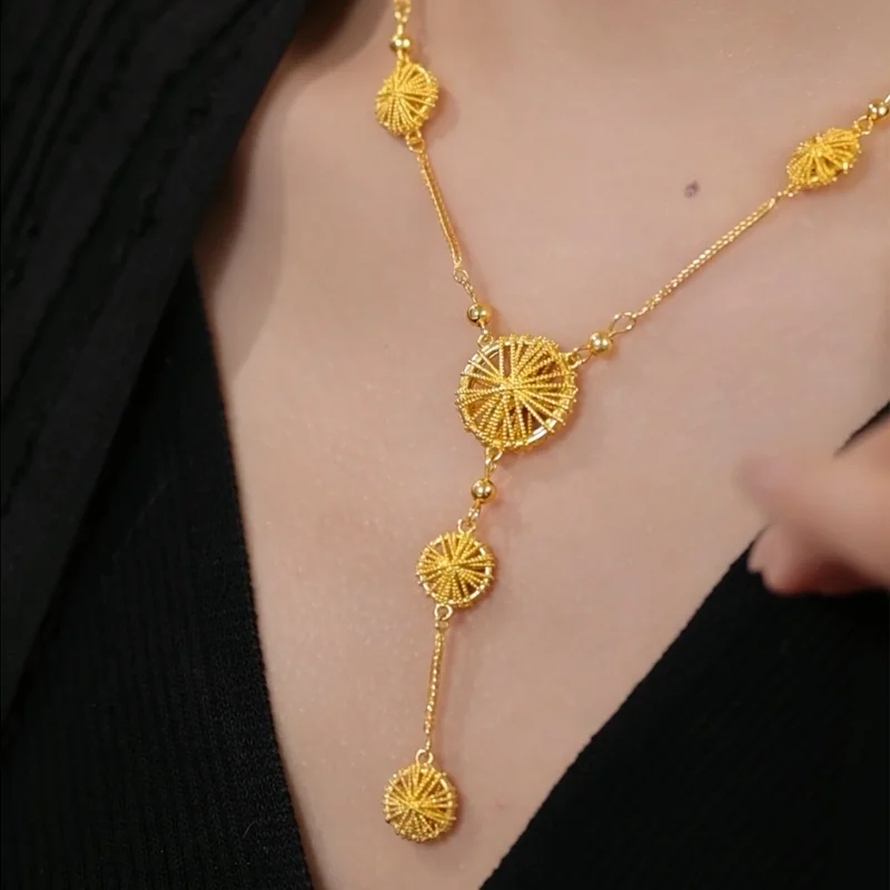 Gold Circle Tassel Necklace - Describings