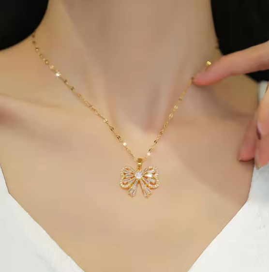 Butterfly Pendant Set - Describings