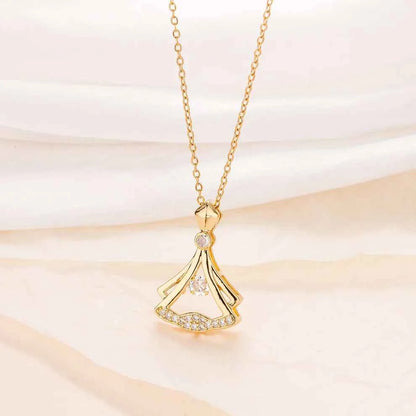 Rhinestone Decor Pendant Necklace - Describings