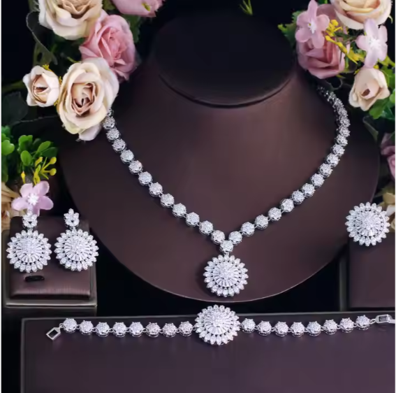 Zircon Jewelry Set - Describings