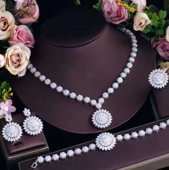 Zircon Jewelry Set - Describings
