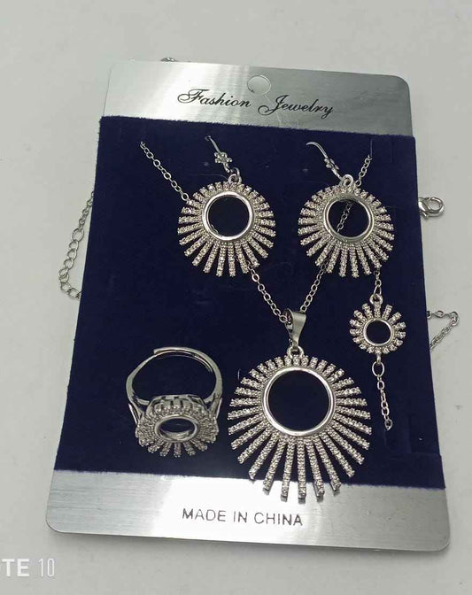 Cubic Zircon Set - Describings