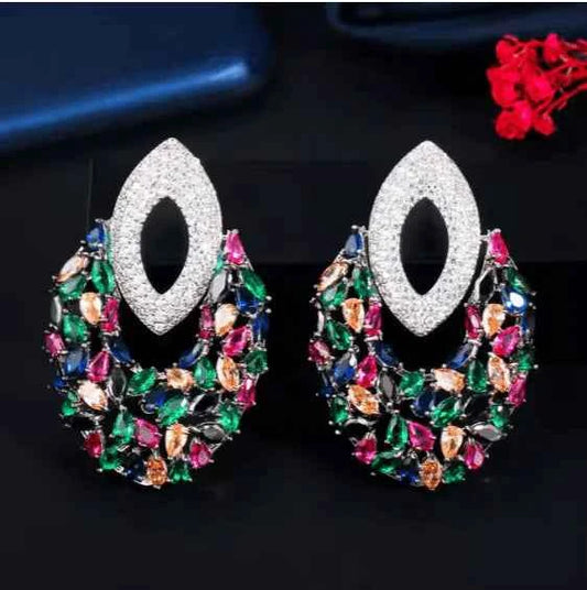 Zirconia Claw Necklace Set - Describings