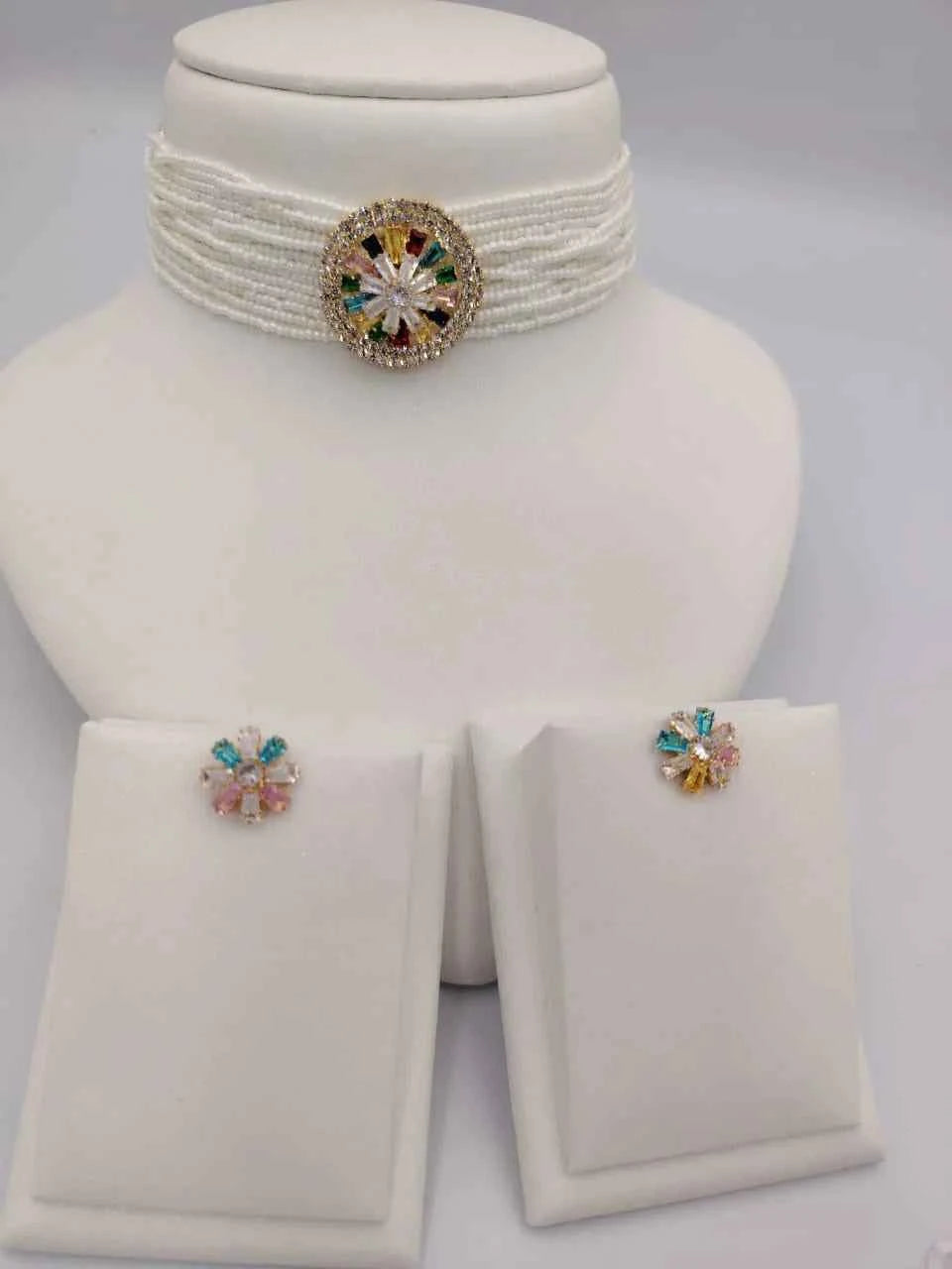 Pearl Choker Necklace Sets 2 - Describings