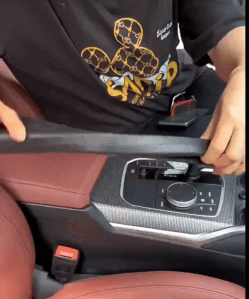 YOUFO - Car Seat Gap Storage Plug - Describings