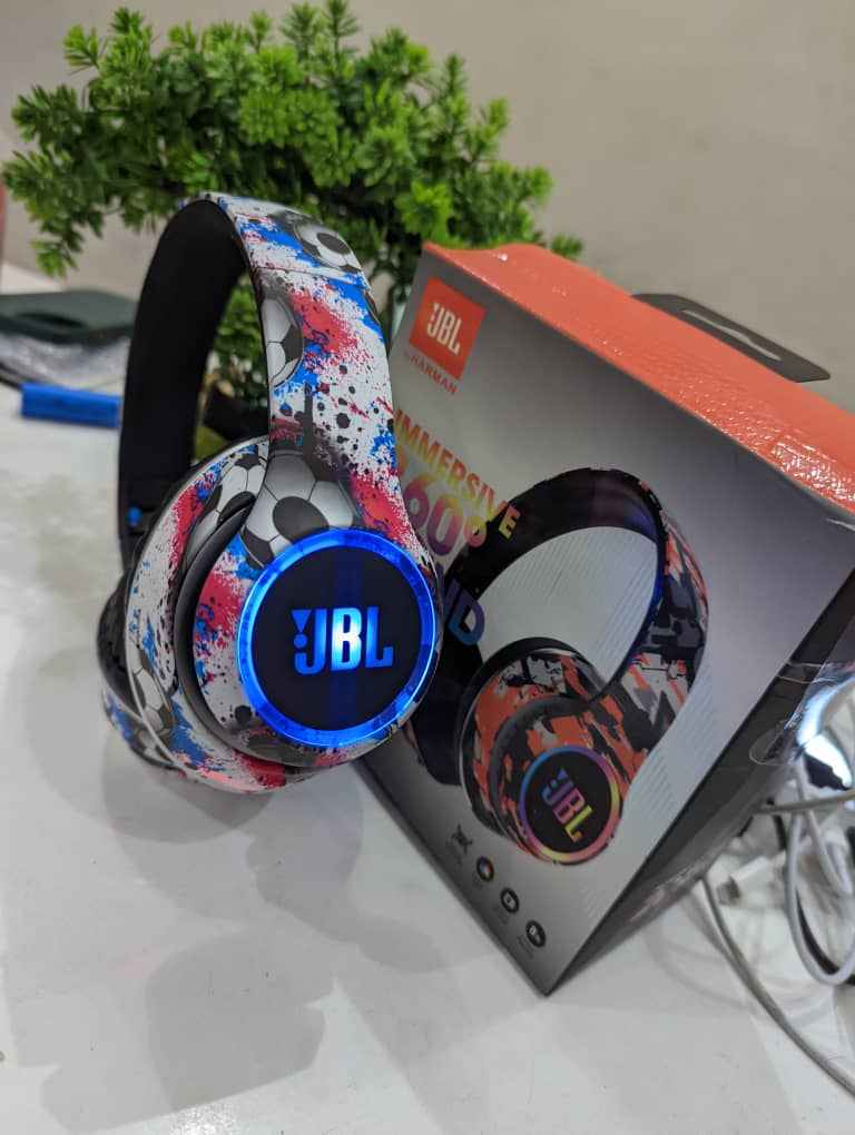 Printed Wireless Headphone - Describings