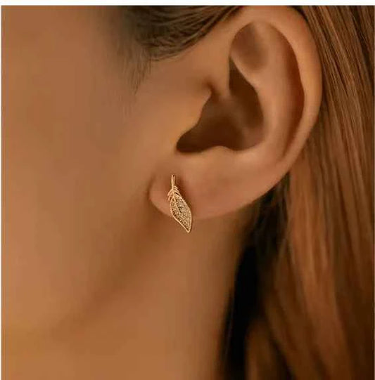 Leaf Shape Inlaid Earrings - Describings