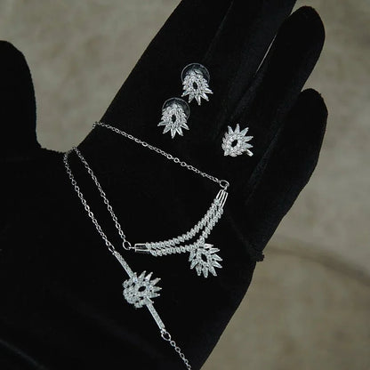 Mirage Necklace Set - Describings