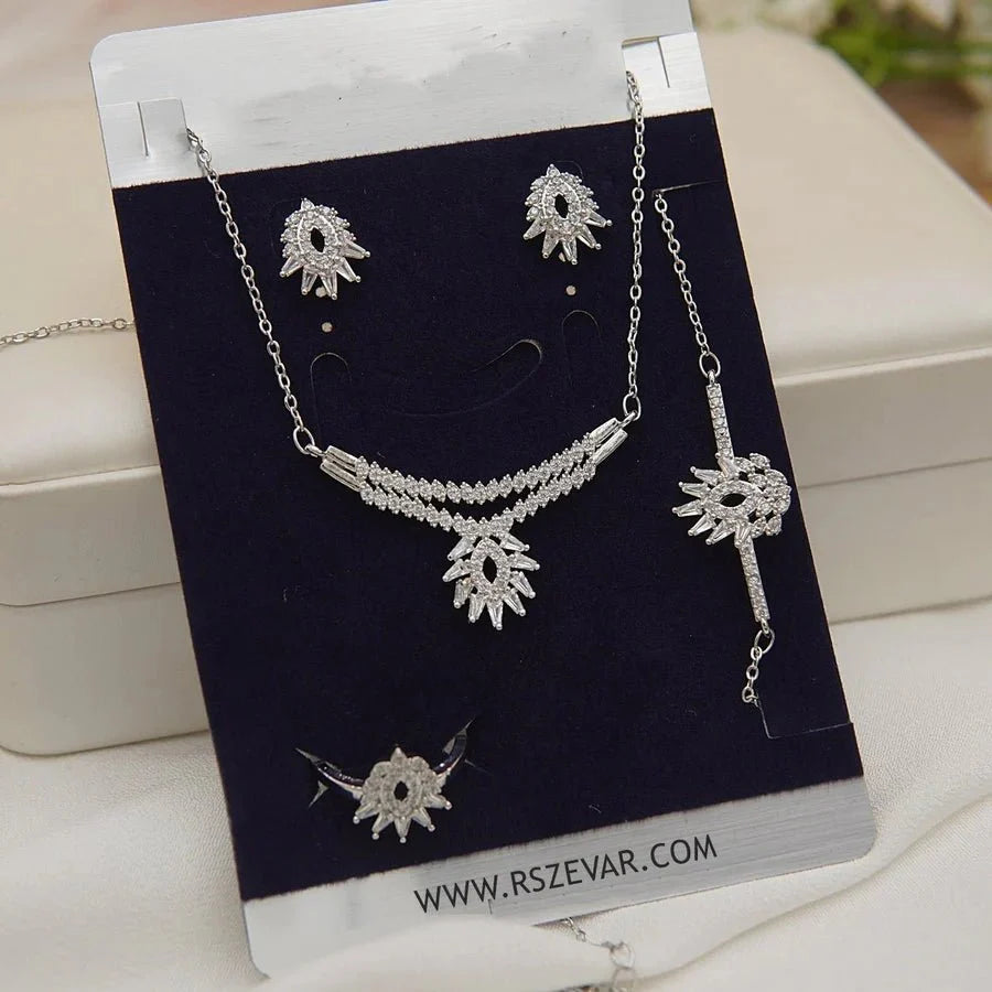 Mirage Necklace Set - Describings