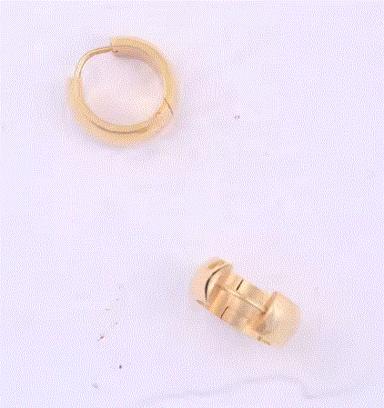 Women's Circle Hoop Earrings - Describings