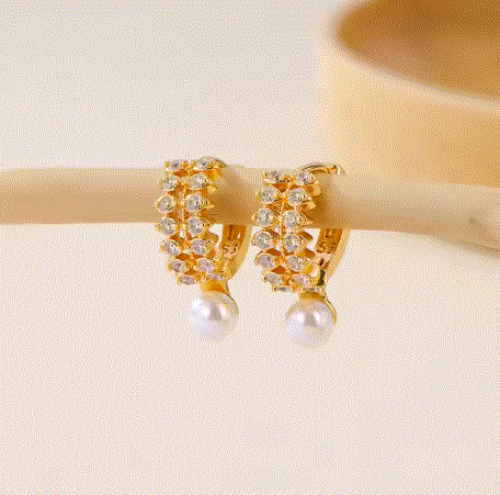 Women's Fashion Pearl Earrings - Describings