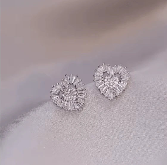 Vintage Heart-Shaped Zircon Set - Describings