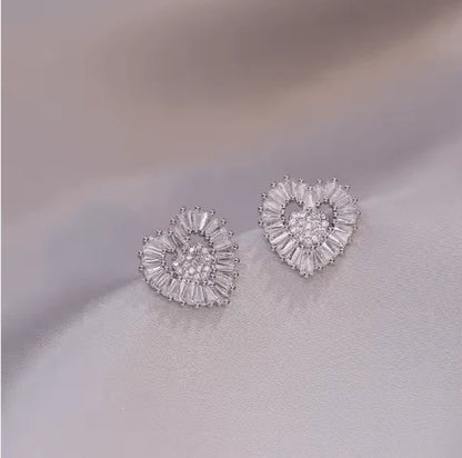 Vintage Heart-Shaped Zircon Set - Describings