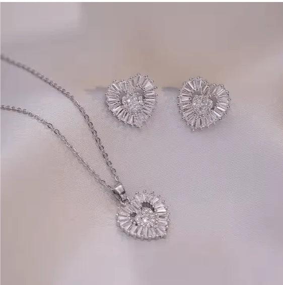 Vintage Heart-Shaped Zircon Set - Describings
