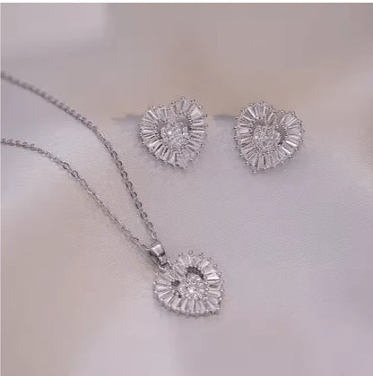 Vintage Heart-Shaped Zircon Set - Describings