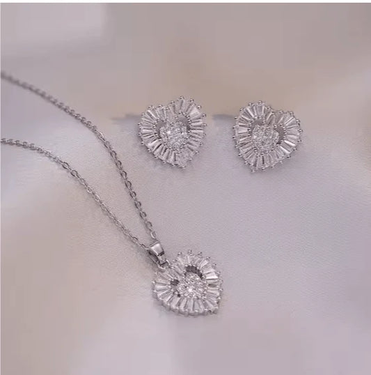 Vintage Heart-Shaped Zircon Set - Describings